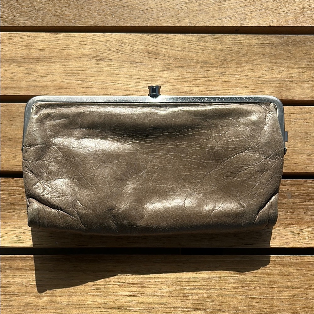 Hobo Lauren Metallic Clutch Purse/wallet